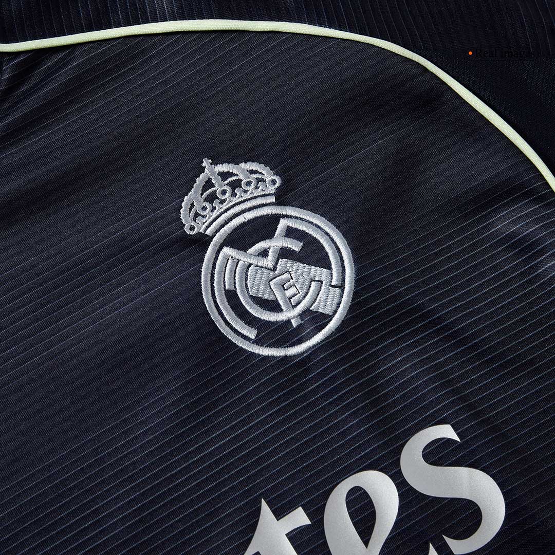 VALVERDE #8 Real Madrid Uitshirt 2025/26