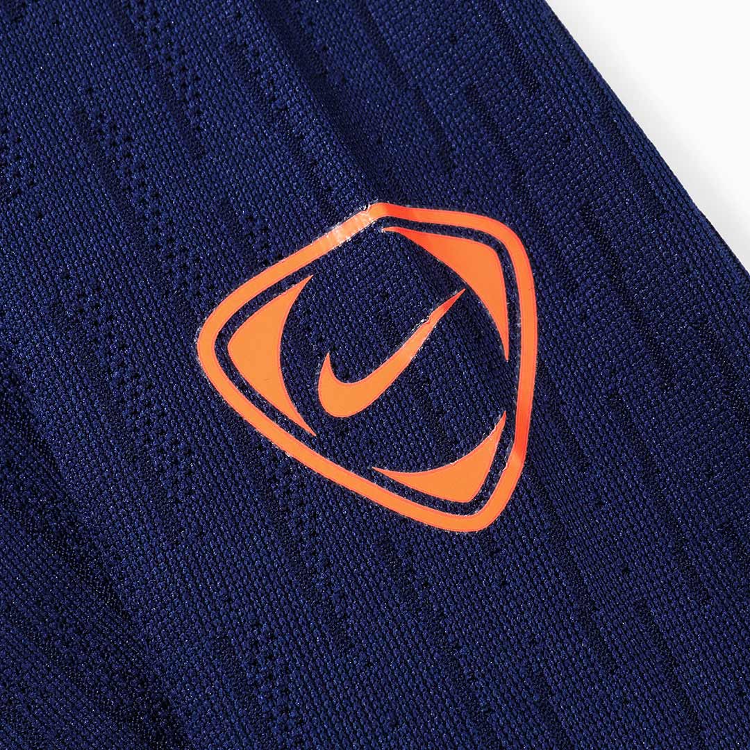 Barcelona Sweatshirt Kit 2025/26 Kinderen Zwart&Oranje