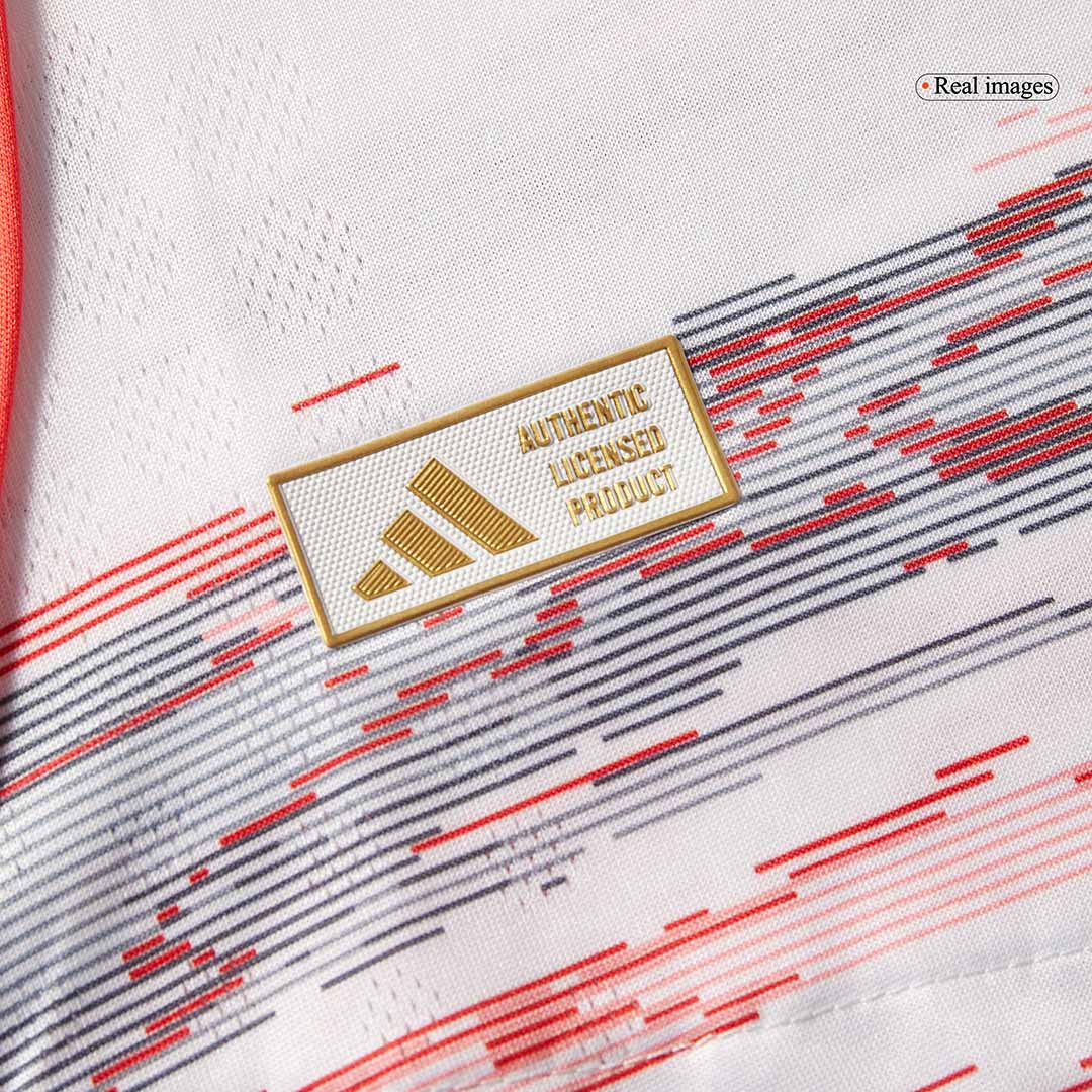 MÜLLER #25 München Uitshirt 2025/26 Wit Speler